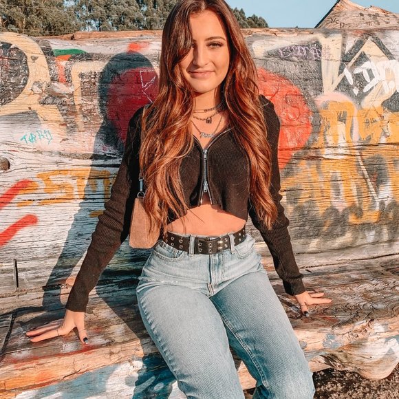 Hi, I'm Charisma! - Picture 4 of 4